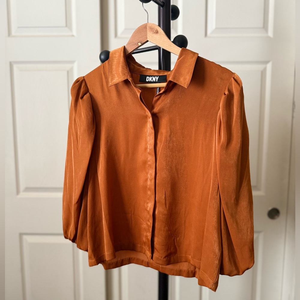 DKNY Women's Rust Blouse size medium